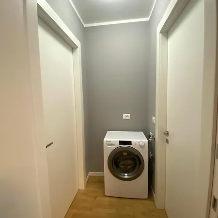 Appartamento Zen House Gradisca dʼIsonzo Esterno foto